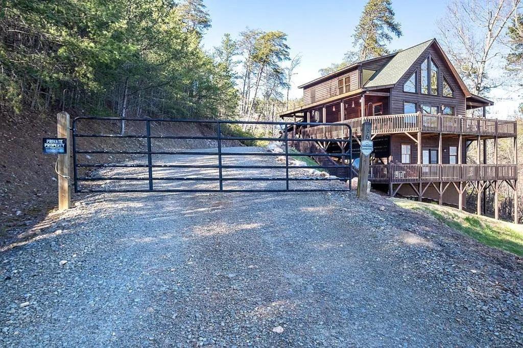 Mistletoe Cabin- Private Cabin W Views, Hottub, Pet Friendly Murphy Kültér fotó